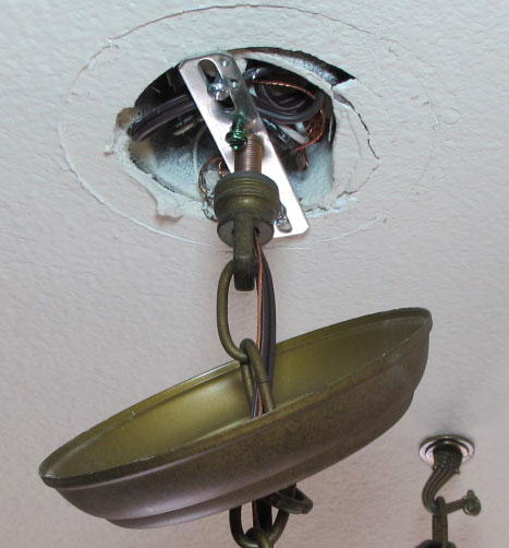 How To Replace A Ceiling Light Fixture Electrical 101